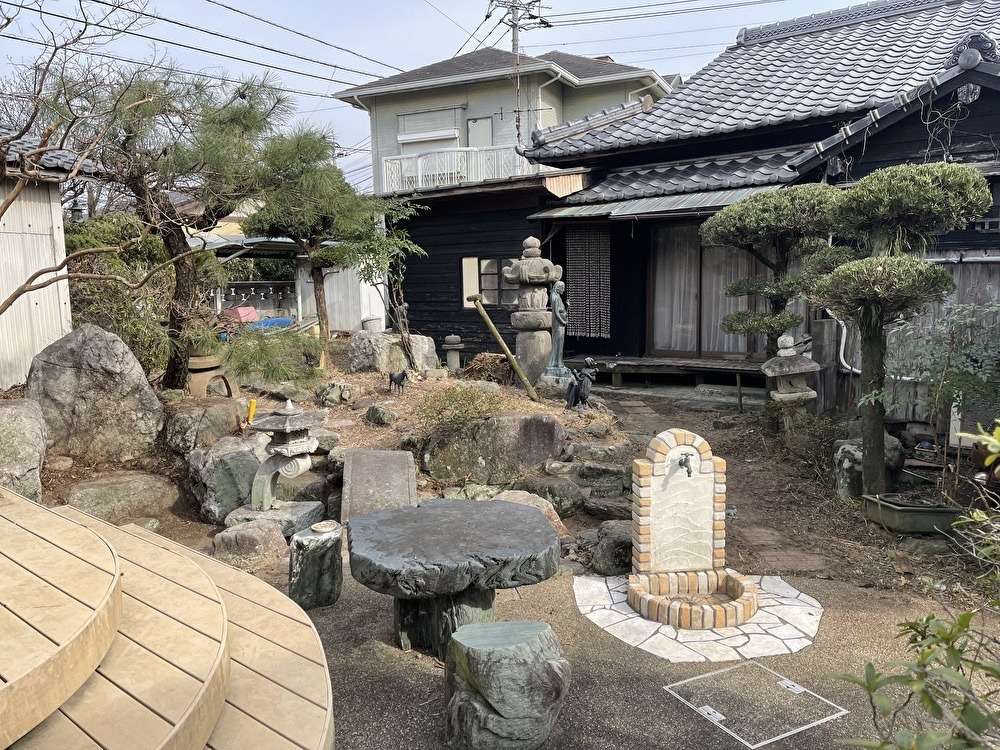 空き家の剪定・除草作業(管理)